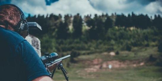 Tips and strategies to save money on shooting range visits for enthusiasts and beginners